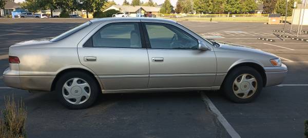 97' Toyota Camry LE 1