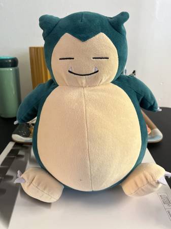 Free snorlax pokemon plushie 1