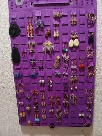 Earings 1