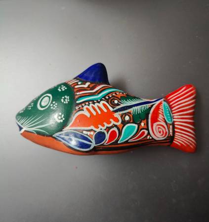 Xtapa Mexican Folk Art Pottery Talavera Style Hand Painted Fish Figuri 1