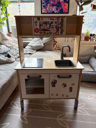 IKEA kids kitchen 1