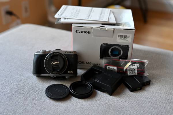 Canon EOS M6 Mark II + 22mm f/2 Lens Kit - photo/video - by owner