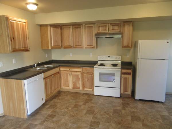 Spacious, private 2 bed 2 bath 1
