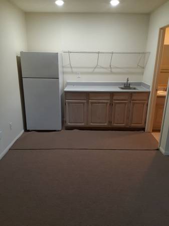 $1,700 Estudio, Seaward Ave Util. Incluidas (Ventura)63800428572545122