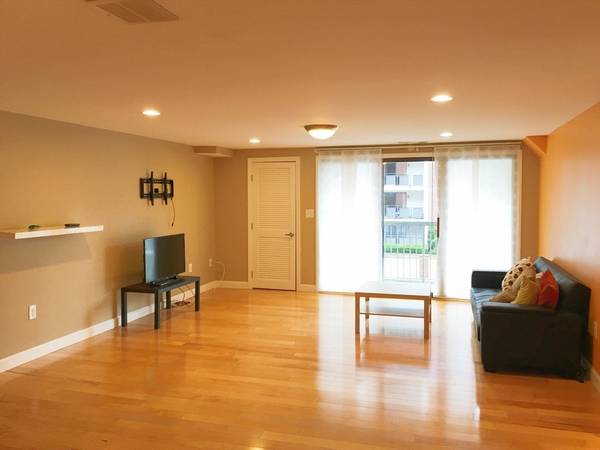 $3,000 / 2br - 1234ft2 - Medford 2ba w/ Parking & In-Unit Laundry - Available Now (Medford)64213547910019120