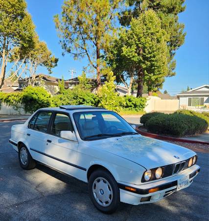 1991 BMW 318i, RARO, manual del propietario, control de emisiones + registro, funciona y conduce excelente!! - $6.500 (Fremont / Union City / Newark)63469741937155124