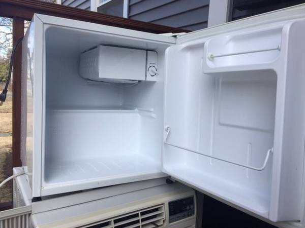 The A-to-Z of Household Appliances now available. - $20 (Belmont, Ma)63470804675969123
