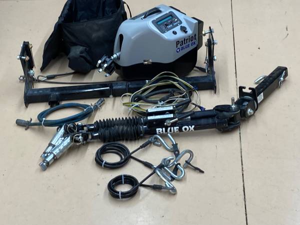 Blue Ox tow system 1