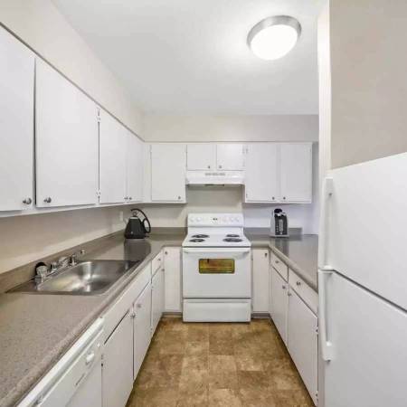 $600 / 2br - 450ft2 - Oficina y Almacén Asequibles en Alquiler – $600 (Área de Pleasanton) (dublin / pleasanton / livermore)63664219707009121