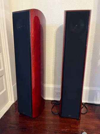 Gorgeous KEF XQ 40 Speakers for sale 1