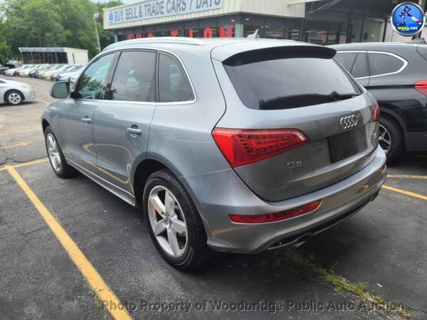 2011 *Audi* *Q5* *quattro 4dr 3.2L Premium Plus* Gra - $4,950 (Woodbridge Public Auto Auction)63440113050499124