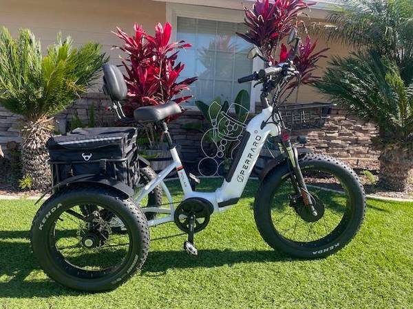 Perraro Foldable E-Trike - Almost New 1