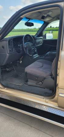2004 GMC 2500hd Duramax - $22,500 (Bay City)63470235167617124