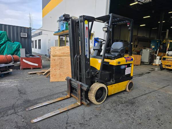 5000 lbs Electric Forklift E50XM-33 w/ battery charger 1