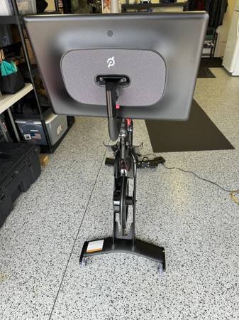 PELOTON PL-02 BICYCLE - $475 (Ocean)63440230905729122