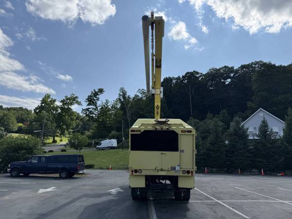 2015 Freightliner M2 106 CHIPPER - Photo 4