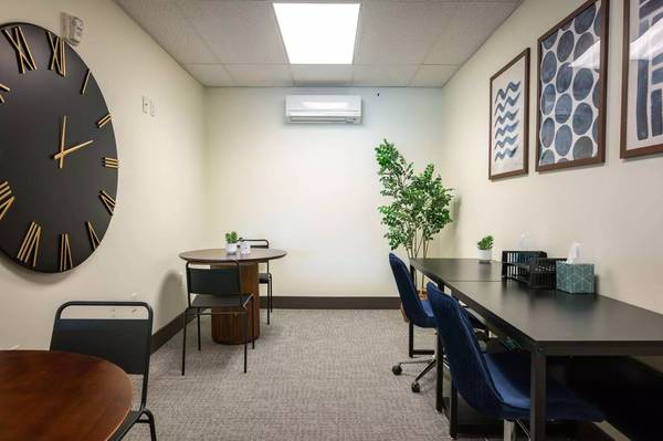 $1,397 / 483ft2 - Let us help you find your next home! Check out this Studio! (Everett)63786756106499120