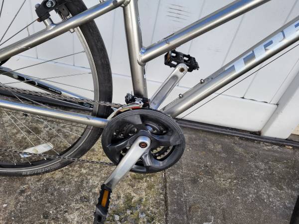 Trek 21 speed Road Bike - $150 (south ozone park)63471378748929123