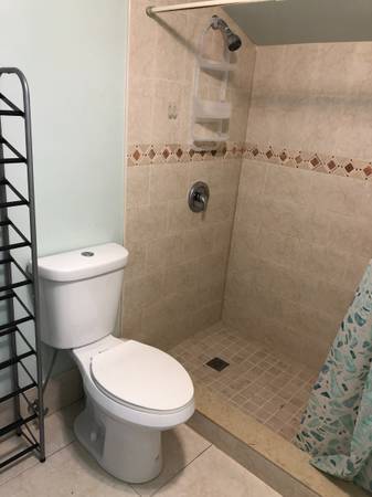 $850 / 1br - efficiency $850 / month63825138951425124
