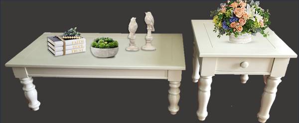 Broyhill Farmhouse coffee table and end table 1