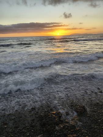 $900 / 2br - 1250ft2 - Beautiful Ocean front house (Rosarito Mexico)64037388207105121