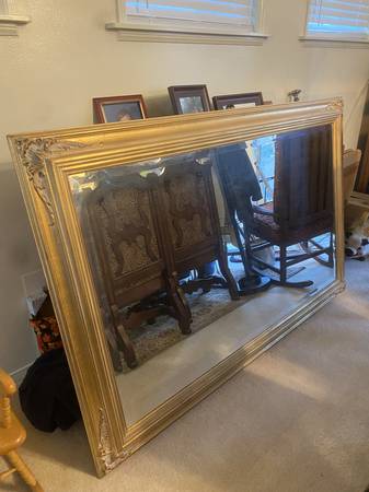 Mirror in good condition for sale 1
