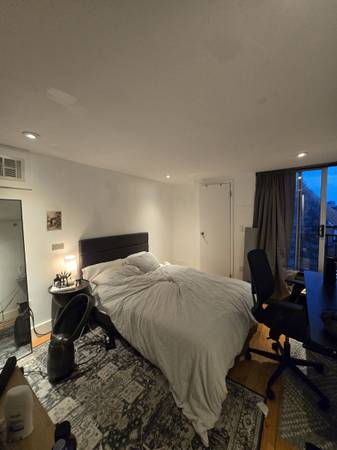 $1,000 / 6br - Habitaciones disponibles en Greenpoint a partir del 1/10 (Brooklyn)63827268460289122