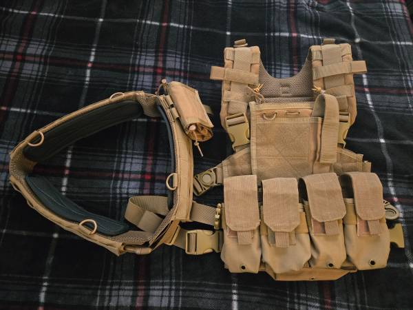 Condor Hydro Chest Rig 1