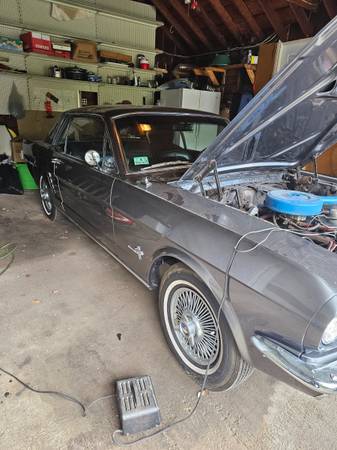 1966 Ford Mustang - $12,50063486318292611121