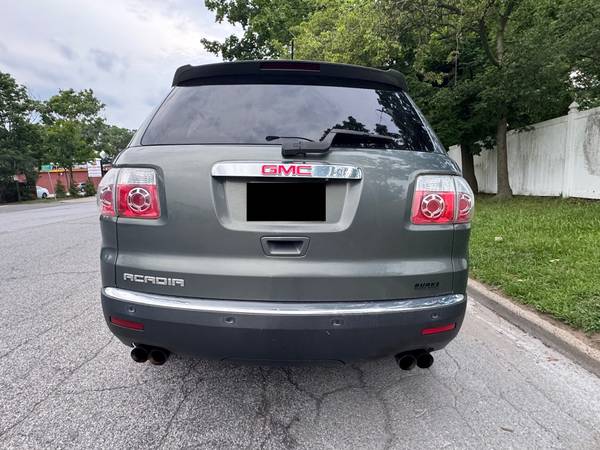 ********** GMC ACADIA SLE + THIRD ROW AND BACK UP CAMERA ************ - $2,99963654707680385124