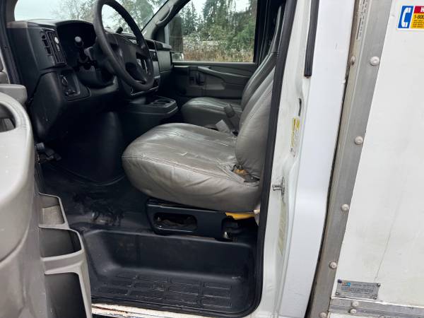 2007 GMC savannah - Photo 10