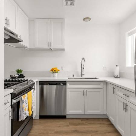 Underground Parking, Dishwasher, Window Coverings, Furnished Gas Range 1