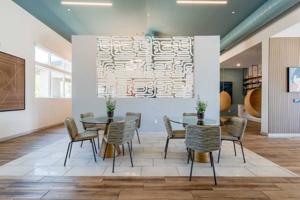 $1,750 / 2br - 1169ft2 - Gourmet Chef Kitchen, Dual Vanities, Kids Play Zone with Playground (7601 W Glendale Ave, Glendale, AZ)63966950058115122