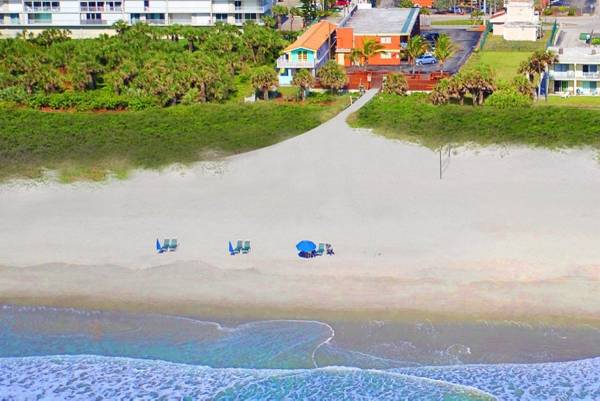 $99 / 2br - 3-Day/2-Night Luxury Cocoa Beach Getaway – Just Steps from the Surf! $99! (Cocoa Beach)63823721540099123