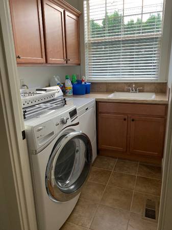 $4200.00 / 3br - 2182ft2 - Casa adosada completamente amueblada en hermoso vecindario63831771795203123