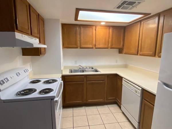 $925.00 / 1br - 700ft2 - Spacious 1 bedroom in Bullhead City ready to be called home!63618564418179123