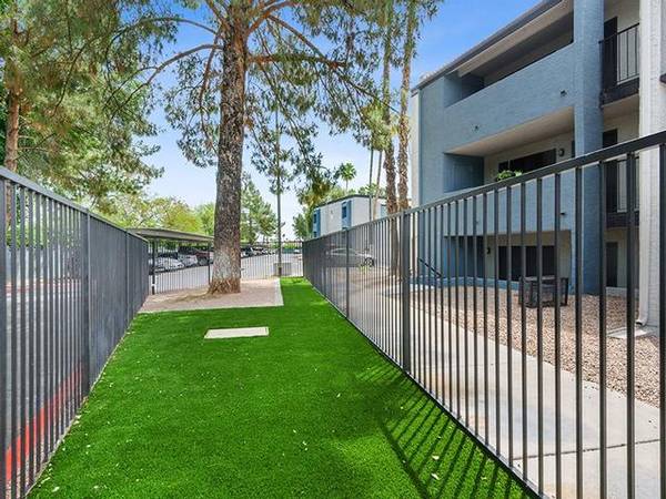 $1,199 / 2br - 805ft2 - Fully Equipped Kitchen, Dog Park, Individual Climate Control (Mesa)64025000041345124