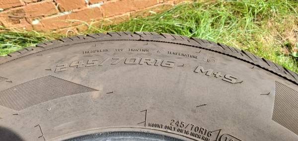 Pair 245/70/16 Mastercraft Courser HT 1