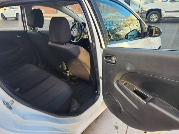 Mazda2 Sport 2013 - $4,500 (Chicago Illinois)63619054387075124