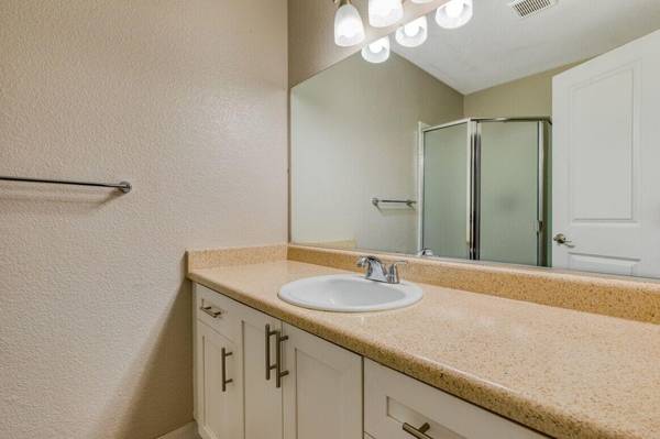 $1,861 / 1br - 552ft2 - Coming Soon! (concord / pleasant hill / martinez)63847325921027122
