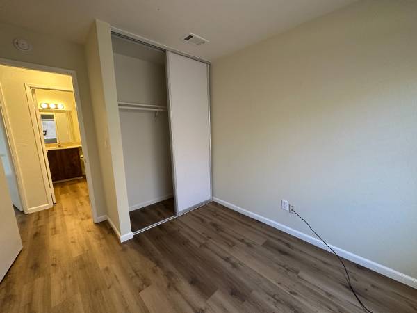 $3,595 / 3br - 1101ft2 - Single Family Home, 3-bedroom, yard, new floors (san jose north)63664186078595124