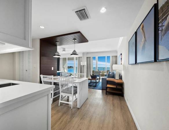 $140 / 1br - 634ft2 - INN ON THE BEACH PH I (Sarasota)63791104143105122