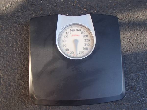 Sunbeam Dial Bathroom Scale; Delivery Possible 1