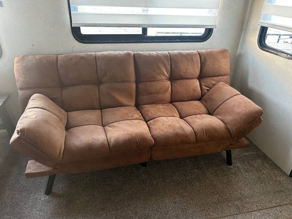 Futon 1