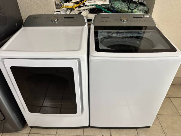 5.0 Cu.Ft Super Big Capacity Top Load Washer & Electric Dryer Samsung 1