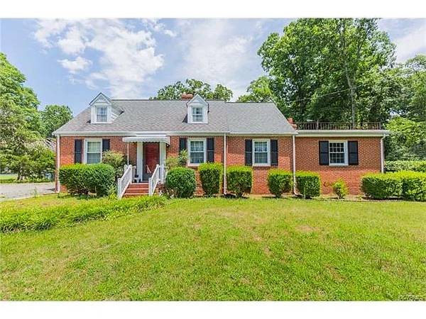 $1,955 / 4br - 1780ft2 - Hardwood Floors! (Glen Allen, VA)64027111115394121