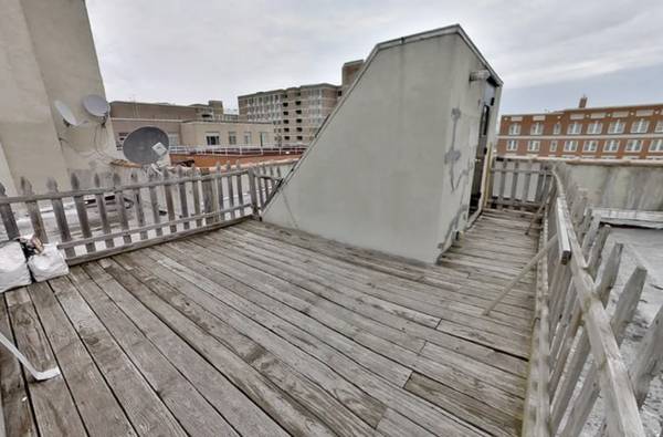 $4,995 / 3br - ¡Enorme ático de 3 habitaciones con tragaluces! ¡TEJADO PRIVADO! ¡Sin comisión! ¡Calle E 100th! (Upper East Side)64212265879170124