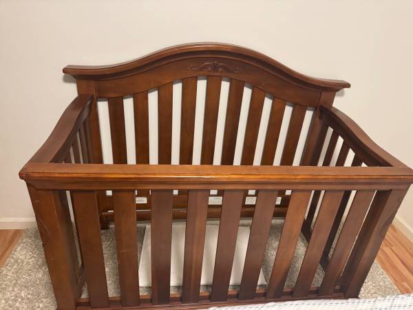 Crib and Toddler bed frame 1