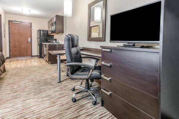 $1,299 / 1br - Managers Special for Your First Month - A Smart Apartment Alternative! (975 Sheffield St, Washington, PA)64013368869506123