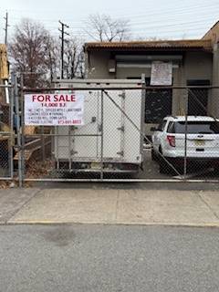 Warehouse 14,200 S.F. 1